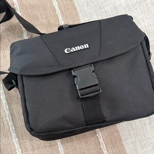 Canon Black Camera Messenger Bag